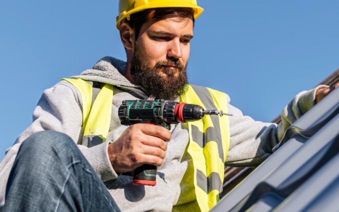 Spotlight on Roofers in Vancouver: Top 5 Signs Your Roof Needs Replacement